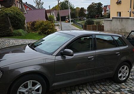 Audi A3 2.0 TDI (DPF) Attraction Sportback Attraction