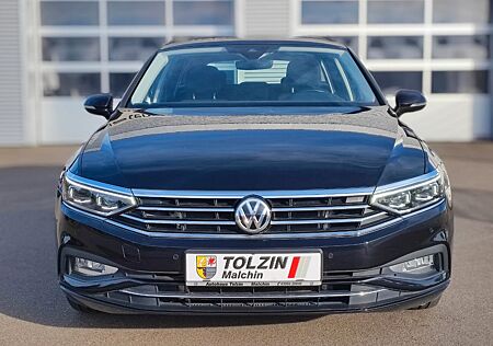 VW Passat Variant Volkswagen Passat 2.0TSI DSG NAVI/MatrLED/ACC/DCC/DigiKomb.