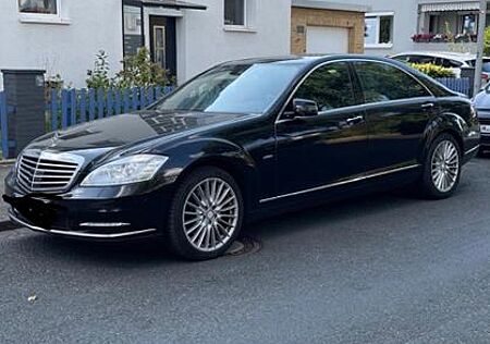 Mercedes-Benz S 350 BlueTEC Lang Version Softclose Schiebedach