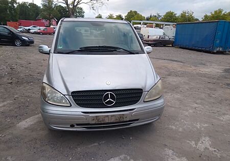 Mercedes-Benz Viano 2.2 CDI AMBIENTE lang AMBIENTE