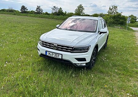 VW Tiguan Volkswagen 2.0 TDI Highline DSG 4MOTION OFFROAD