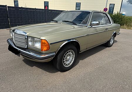 Mercedes-Benz CE 230