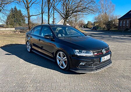 VW Volkswagen Jetta GLI 2.0
