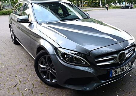Mercedes-Benz C 180 T EXCLUSIVE EXCLUSIVE