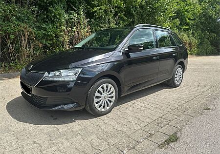 Skoda Fabia 1.0l MPI CLEVER COMBI Klima SHZ Euro6