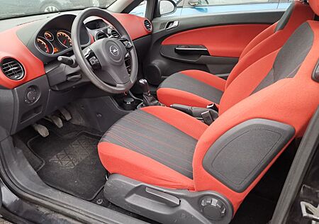 Opel Corsa D 1.2 Edition Sondermodel Viele Neuteile