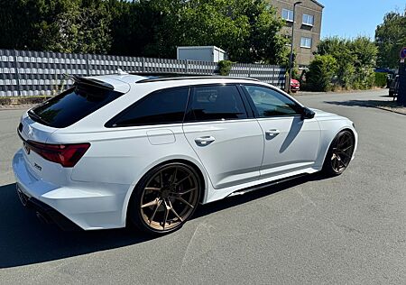 Audi RS6 4.0 TFSI tiptr. quattro -