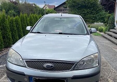 Ford Mondeo 1,8 Bj 04 TÜV 12/25 Anhängerkupplung