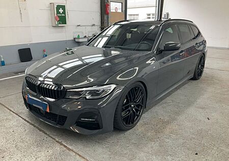 BMW 330i xD Touring M-Sport|Individual|Pano|BBS|KW