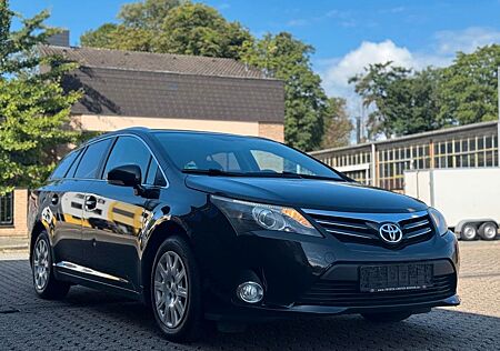 Toyota Avensis Kombi Life KAMERA NAVI