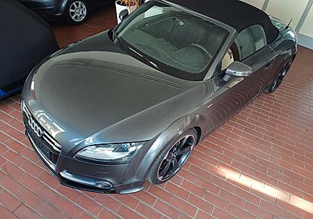 Audi TT Roadster S-line
