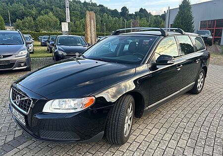Volvo V70 Kombi Basis