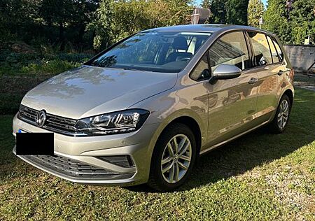 VW Golf Sportsvan Volkswagen 1.5 TSI ACT OPF 96kW Highline...