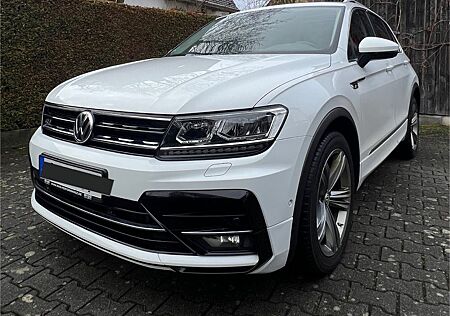 VW Tiguan Volkswagen 2.0 TDI 4MOTION R-Line