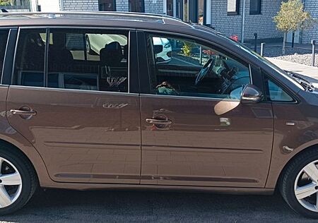 VW Touran Volkswagen 2.0 TDI SCR Highline Highline