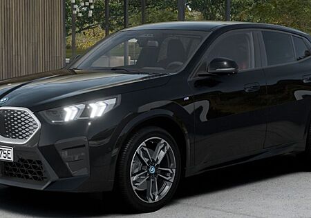 BMW iX2 xDrive30 -