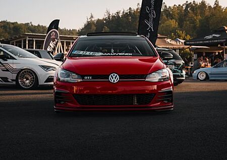 VW Golf Volkswagen 2.0 TSI BMT GTI Performance GTI Performance