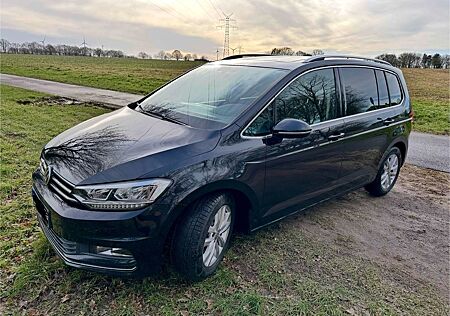 VW Touran Volkswagen 2.0 TDI SCR Highline BMT Highline