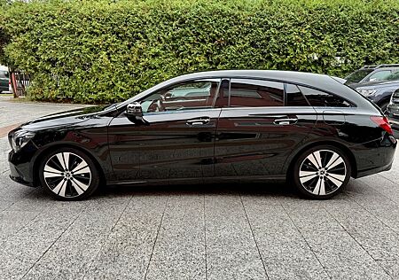 Mercedes-Benz CLA 200 d Shooting Brake Aut. *Leder*Navi*Kamera