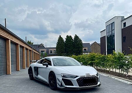 Audi R8 GT 5.2 FSI *333 *Keramik *Suzuka Grau Matt*