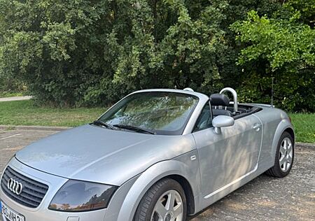 Audi TT Roadster 1.8T 132 kW -