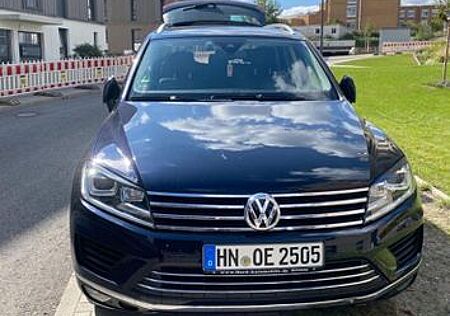 VW Touareg Volkswagen 3.0 V6 TDI SCR Tiptr. Exclusive BMT ...
