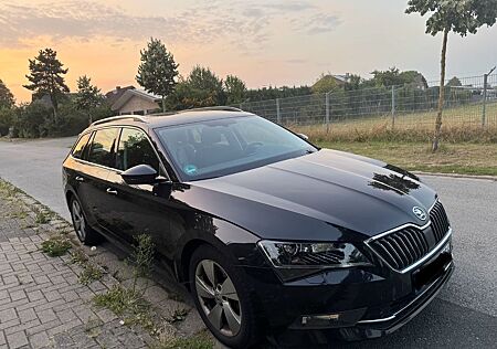 Skoda Superb 1.6 TDI DSG Active Combi Active