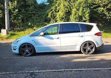 Ford S-Max 2,2 TDCi 147kW DPF Titanium Titanium