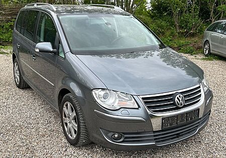 VW Touran Volkswagen 2.0 Highline-Navi-Klima-Hu:08/26-