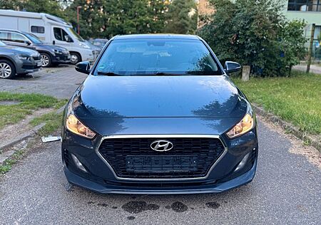 Hyundai i30 1.4 Select Select