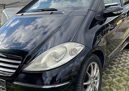 Mercedes-Benz A 200 ELEGANCE Elegance