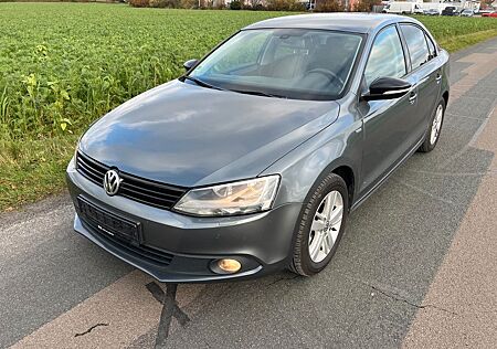 VW Jetta Volkswagen VI Match 1.6 TDI AUTOMATIK