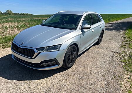 Skoda Octavia 2.0 TDI SCR DSG Premium Edition Comb...