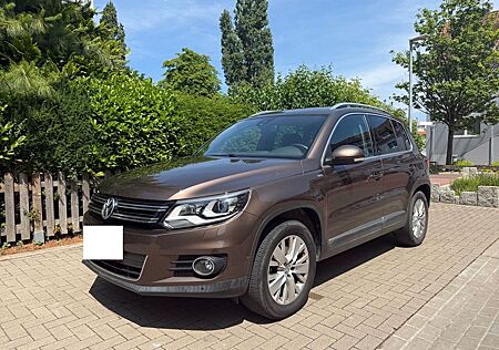 VW Tiguan Volkswagen 1.4 TSI BlueMotion Tech Sport & Style...