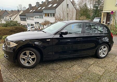 BMW 116i Comfort Advantage Edition inkl Winterräder