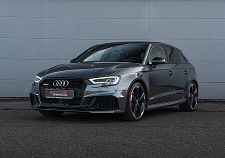 Audi RS3 Sportback 2.5 TFSI quattro*OhneOPF*RS Sitze