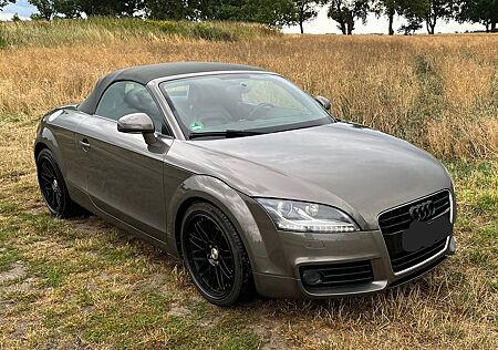 Audi TT Roadster 2.0 TFSI -
