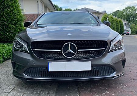 Mercedes-Benz CLA 200 Shooting Brake CLA 200 Urban Shootin...