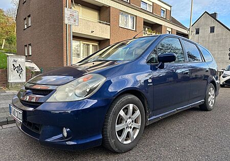 Honda Stream 1.7i ES ES