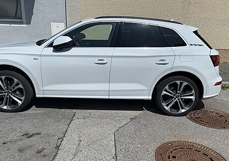 Audi Q5 55 TFSI e S tronic Sport quattro -AHK | Pano