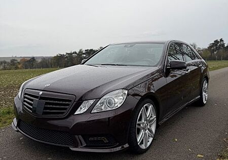 Mercedes-Benz E 300 E 350 CDI AVANTGARDE AMG Keyless Standheizung