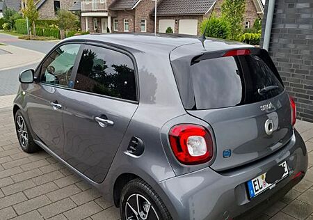 Smart ForFour gebraucht kaufen Smart ForFour 60KW EQ"PASSION", 22 KW Lader, Navi, Shz