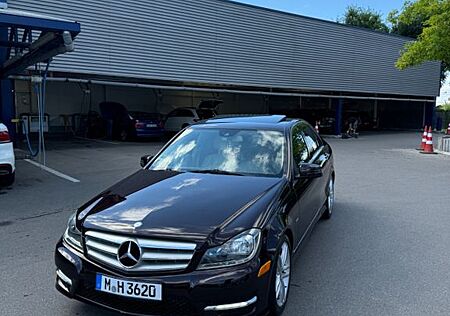 Mercedes-Benz C 250 BlueEFFICIENCY AVANTG. Autom. AVANTGARDE