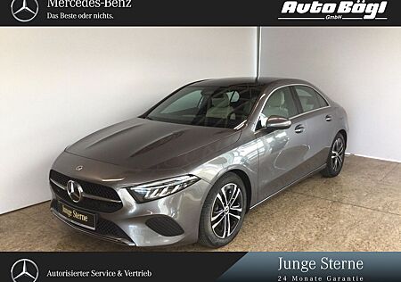 Mercedes-Benz A 200 Limousine Progressive/Pano/AHK/MBUXNavi