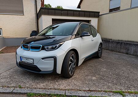 BMW i3 (94 Ah) - B&O Sound, großes Navi, S-Laden
