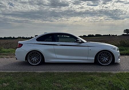 BMW M235i Coupé Airlift Sommerfahrzeug