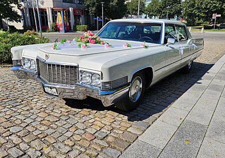Cadillac Fleetwood Brougham