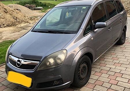 Opel Zafira 1.8 -
