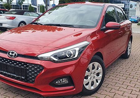 Hyundai i20 - TEMPOMAT - BLUETOOTH - USB - ANDROID AUTO