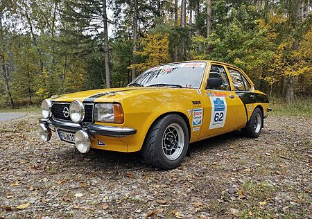Opel Ascona B Rallyefahrzeug mit Straßenzulassung